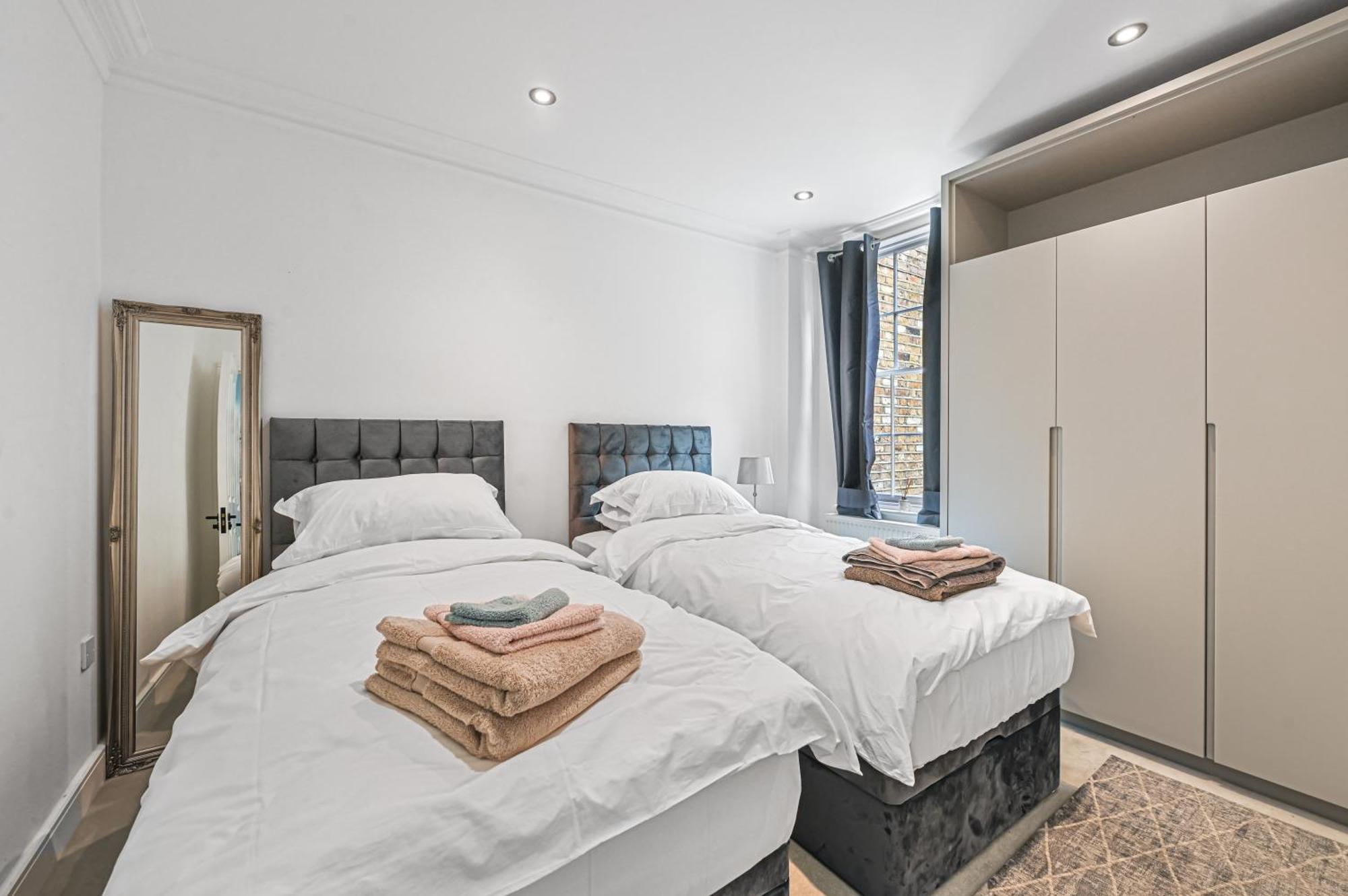 Hébergement de vacances Knightsbridge 3 Bedroom 1 Minute Harrods Londres
