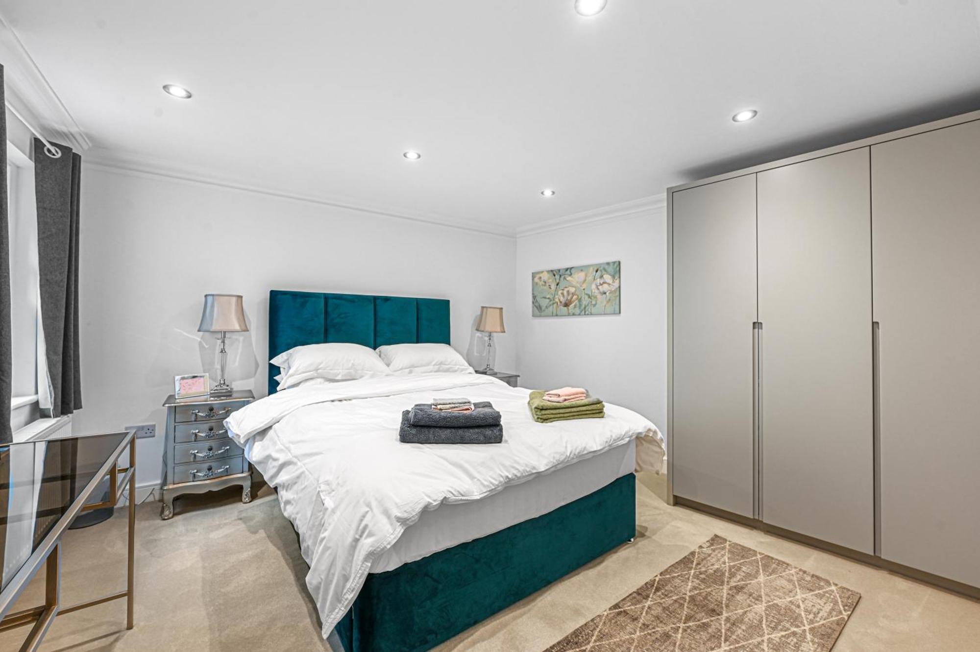Hébergement de vacances Knightsbridge 3 Bedroom 1 Minute Harrods Londres